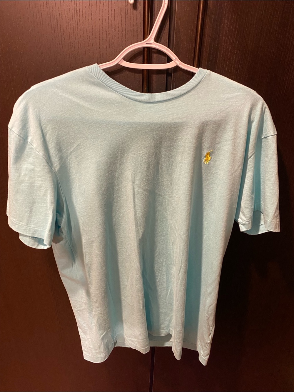 Hollister Men's Light Blue Crew Neck Tee with Yellow Logo